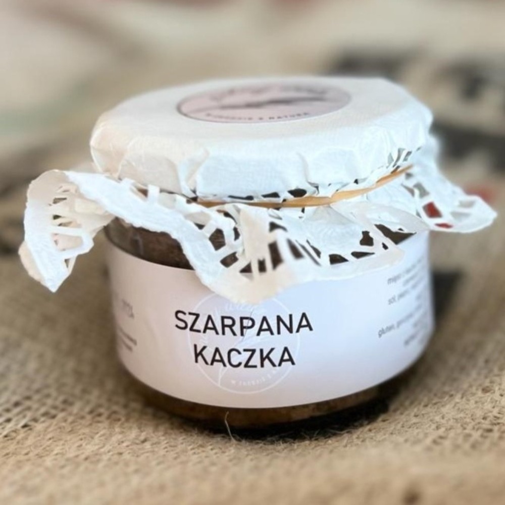 Szarpana kaczka z ziołami na ostro