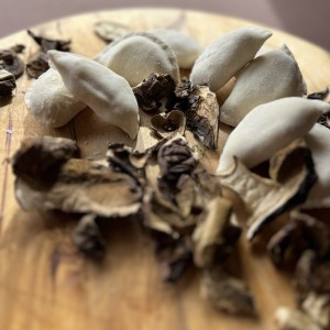 Pierogi z kapustą i grzybami