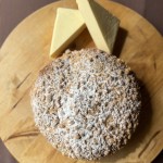 Chałka warmińska z masłem